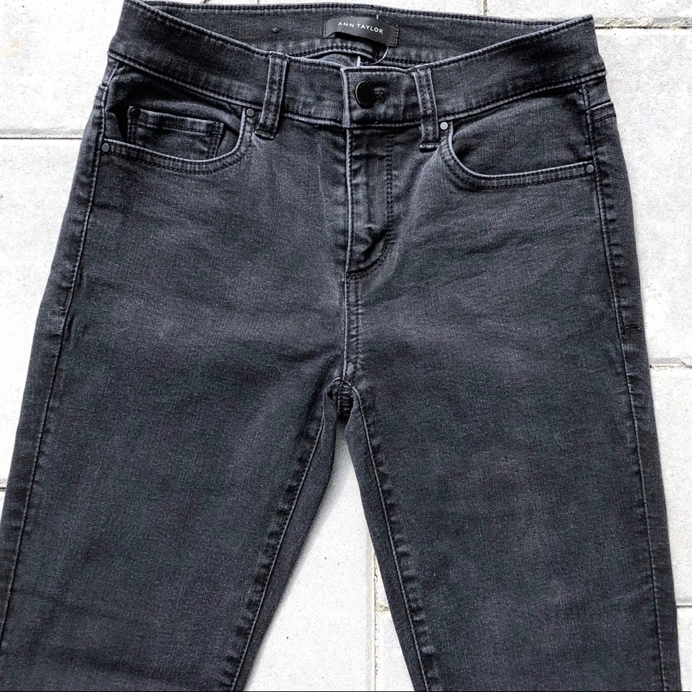 EUC Ann Taylor Dark Grey Modern Fit Skinny Jeans - Picture 5 of 7
